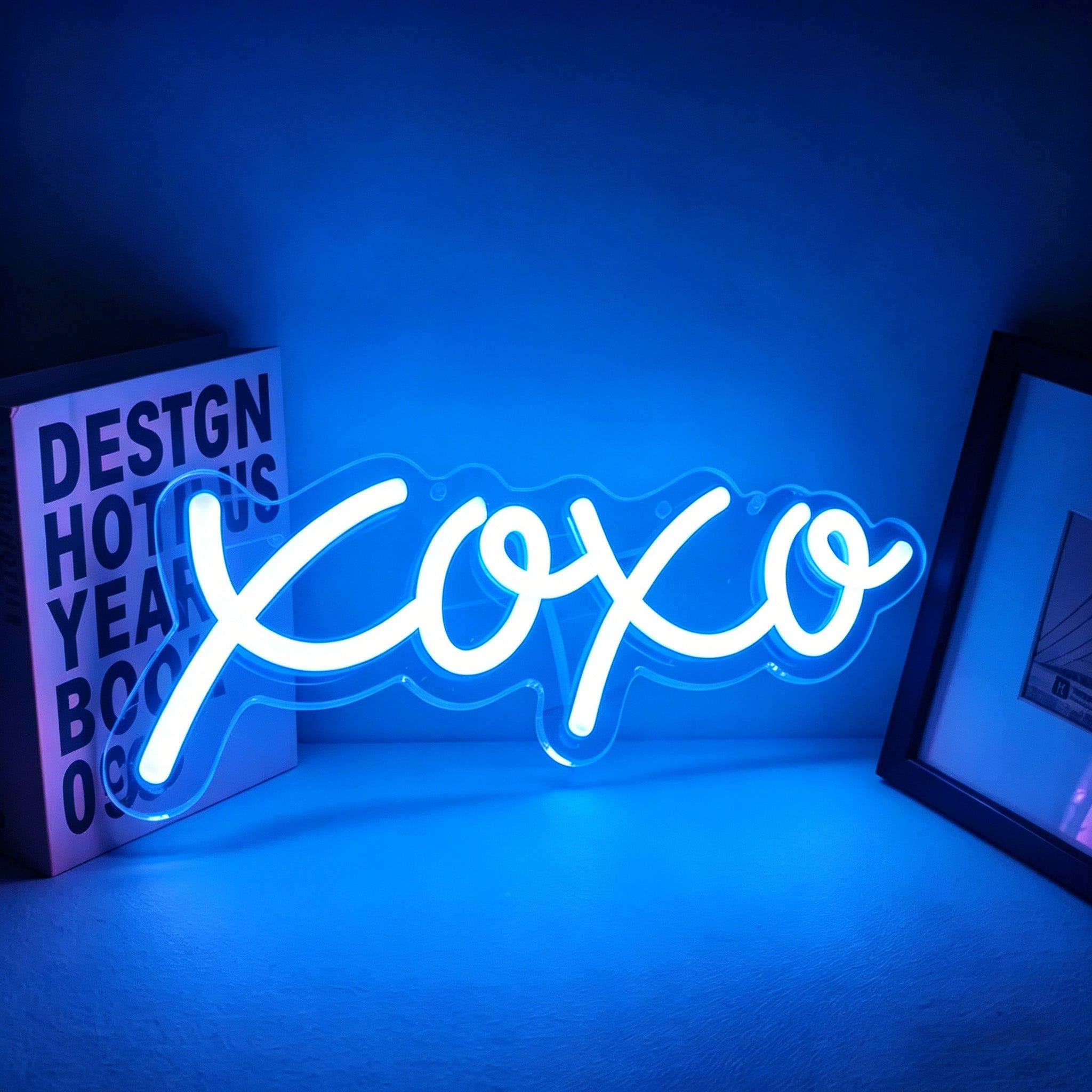 XOXO Neon Sign